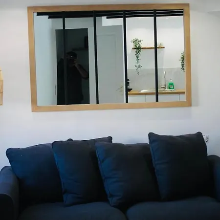 公寓 Duplex Atypique Renove En Plein Centre Du Village