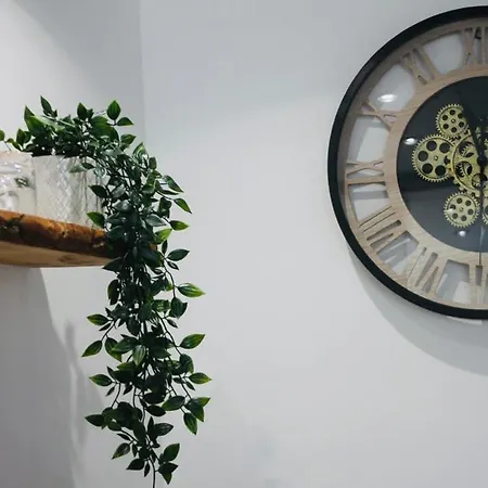 公寓 Duplex Atypique Renove En Plein Centre Du Village 卡西斯
